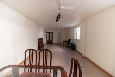 Apartamento à venda com 92m², 2 quartos e sem vagaÁrea comum