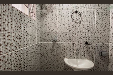 Casa para alugar com 45m², 1 quarto e sem vagaBanheiro