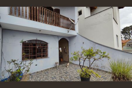 Casa à venda com 125m², 3 quartos e 4 vagas Casa à venda com 125m², 3 quartos e 4 vagasVaranda