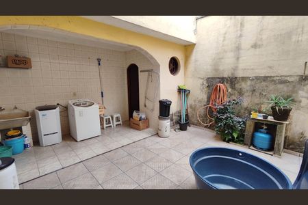 Casa à venda com 125m², 3 quartos e 4 vagas Casa à venda com 125m², 3 quartos e 4 vagasÁrea de Serviço