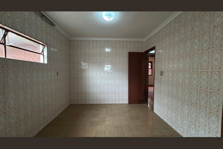 Casa à venda com 250m², 2 quartos e 3 vagas Casa à venda com 250m², 2 quartos e 3 vagasCozinha