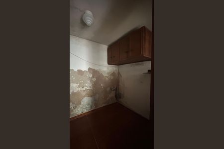 Casa à venda com 250m², 2 quartos e 3 vagas Casa à venda com 250m², 2 quartos e 3 vagasQuarto de Serviço