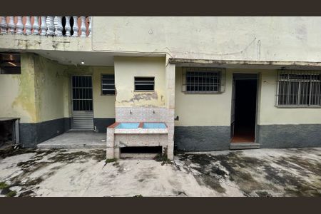 Casa à venda com 250m², 2 quartos e 3 vagas Casa à venda com 250m², 2 quartos e 3 vagasEdícula - Área de Serviço