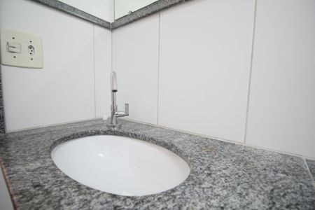 Apartamento para alugar com 70m², 2 quartos e 2 vagasBanheiro 1