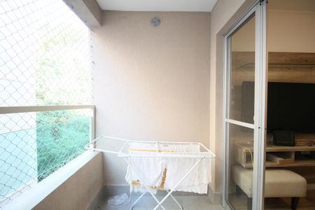 Apartamento para alugar com 70m², 2 quartos e 2 vagasVaranda