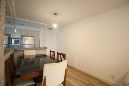 Sala de apartamento para alugar com 2 quartos, 70m² em Paraíso do Morumbi, São Paulo