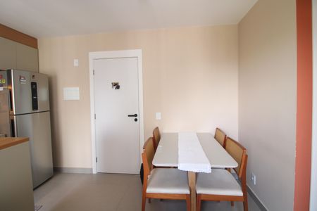 Sala de apartamento à venda com 2 quartos, 36m² em Usina Piratininga, São Paulo