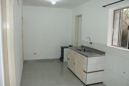 Casa para alugar com 2 quartos, 48m² em Jardim Sao Francisco, Embu das Artes