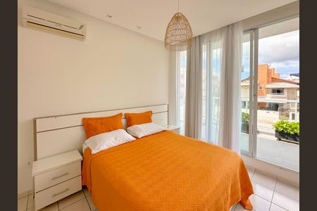 Casa para alugar com 200m², 4 quartos e 2 vagasSuíte 2