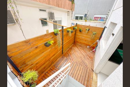 Casa para alugar com 200m², 4 quartos e 2 vagasÁrea externa