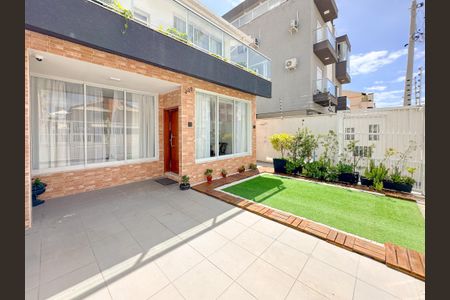 Casa para alugar com 200m², 4 quartos e 2 vagasGaragem