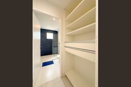 Casa para alugar com 200m², 4 quartos e 2 vagasCloset da suíte 1