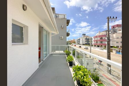 Casa para alugar com 200m², 4 quartos e 2 vagasVaranda