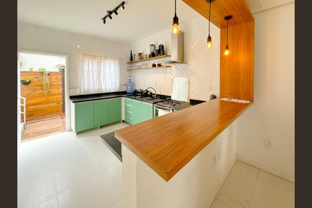 Casa para alugar com 200m², 4 quartos e 2 vagasCozinha