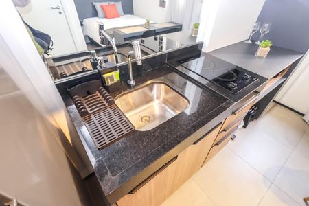 Quarto e cozinha de kitnet/studio para alugar com 1 quarto, 18m² em Liberdade, São Paulo