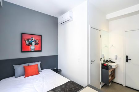 Quarto e cozinha de kitnet/studio para alugar com 1 quarto, 18m² em Liberdade, São Paulo