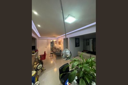 Sala de apartamento para alugar com 3 quartos, 75m² em Cavalhada, Porto Alegre