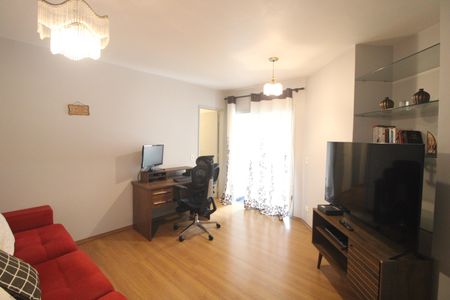 Sala de apartamento à venda com 3 quartos, 75m² em Jardim Anhanguera, São Paulo