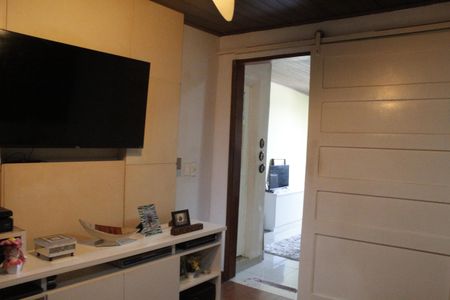 Casa de condomínio à venda com 200m², 3 quartos e 5 vagasQuarto Suíte 1