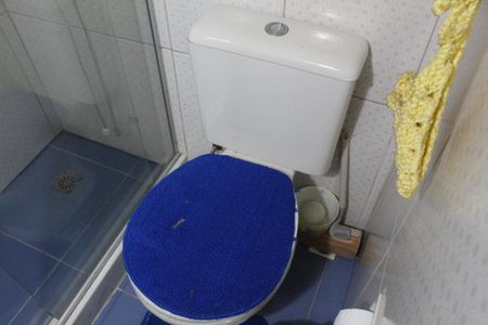 Casa de condomínio à venda com 200m², 3 quartos e 5 vagasBanheiro de serviço