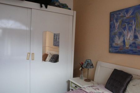 Casa de condomínio à venda com 200m², 3 quartos e 5 vagasQuarto Suíte 2