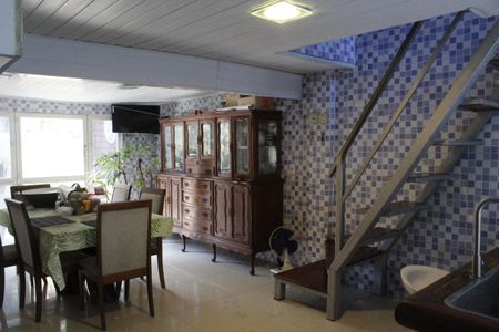 Casa de condomínio à venda com 200m², 3 quartos e 5 vagasCozinha