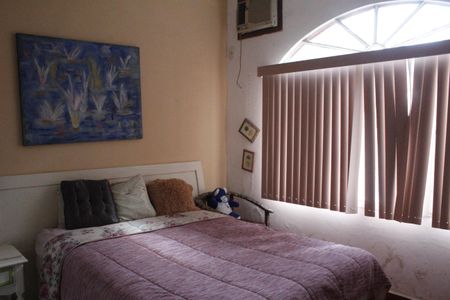 Casa de condomínio à venda com 200m², 3 quartos e 5 vagasQuarto Suíte 2