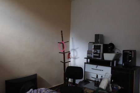 Casa de condomínio à venda com 200m², 3 quartos e 5 vagasQuarto 3