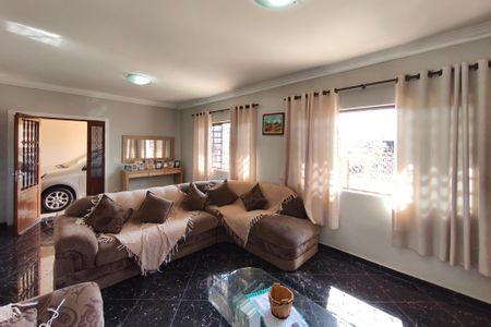 Casa à venda com 400m², 3 quartos e 4 vagasSala de Estar