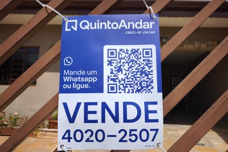 Casa à venda com 400m², 3 quartos e 4 vagasPLACA INSTALADA NA FACHADA