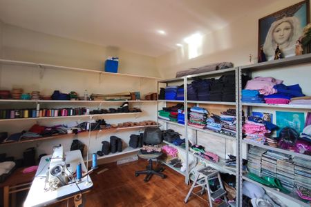 Casa à venda com 400m², 3 quartos e 4 vagasCômodo Extra