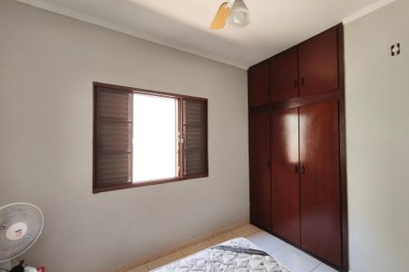 Casa à venda com 400m², 3 quartos e 4 vagasQuarto 2