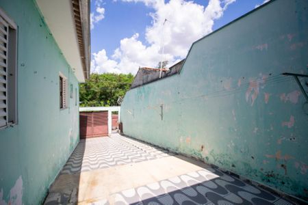 Casa para alugar com 80m², 2 quartos e 3 vagasGaragem