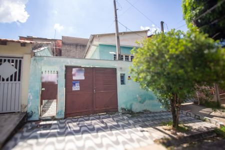 Casa para alugar com 80m², 2 quartos e 3 vagasFachada 