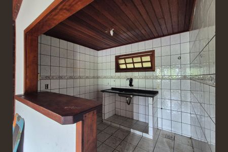 Casa de condomínio à venda com 200m², 2 quartos e 6 vagasCozinha 