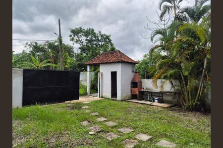 Casa de condomínio à venda com 200m², 2 quartos e 6 vagasÁrea externa 