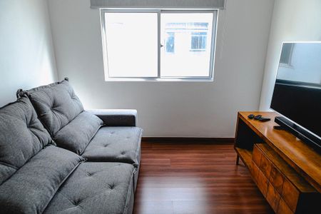 Sala de apartamento à venda com 2 quartos, 52m² em Manacás, Belo Horizonte