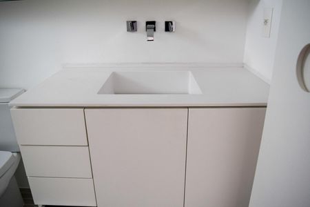 Apartamento para alugar com 174m², 4 quartos e 3 vagas Apartamento para alugar com 174m², 4 quartos e 3 vagasBanheiro Suíte 2