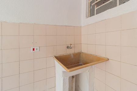 Casa para alugar com 80m², 2 quartos e 1 vagaÁrea de Serviço