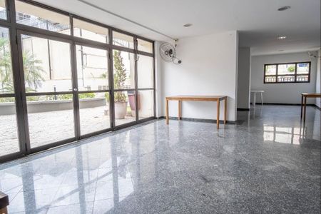 Apartamento para alugar com 90m², 3 quartos e 2 vagas Apartamento para alugar com 90m², 3 quartos e 2 vagasÁrea comum - Salão de festas