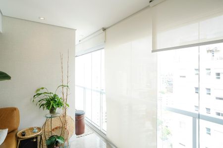 Apartamento à venda com 64m², 2 quartos e 2 vagasVaranda