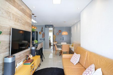 Apartamento à venda com 64m², 2 quartos e 2 vagasSala