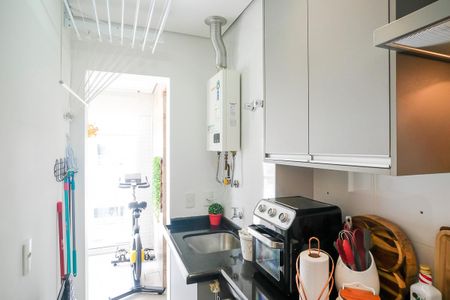 Apartamento à venda com 64m², 2 quartos e 2 vagasÁrea de serviço