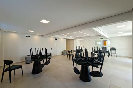 Apartamento para alugar com 130m², 3 quartos e 2 vagasÁrea comum - Salão de festas