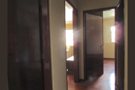 Casa para alugar com 120m², 3 quartos e 2 vagasSala - Corredores