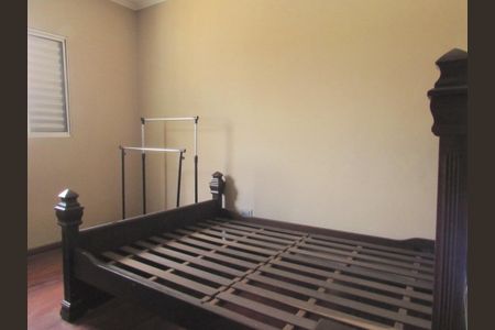 Casa para alugar com 120m², 3 quartos e 2 vagasQuarto 2