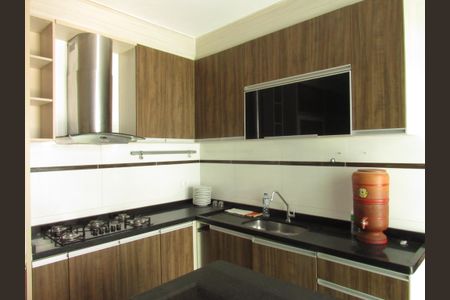 Casa para alugar com 120m², 3 quartos e 2 vagasCozinha