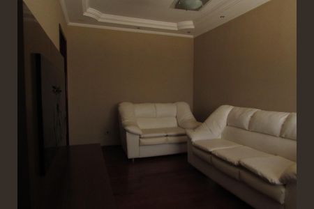 Casa para alugar com 120m², 3 quartos e 2 vagasSala