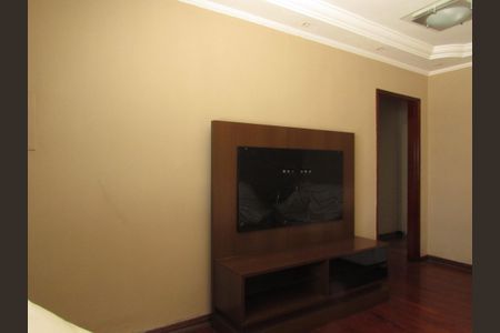 Casa para alugar com 120m², 3 quartos e 2 vagasSala