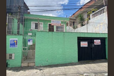 Casa para alugar com 120m², 3 quartos e 2 vagas Casa para alugar com 120m², 3 quartos e 2 vagasFachada